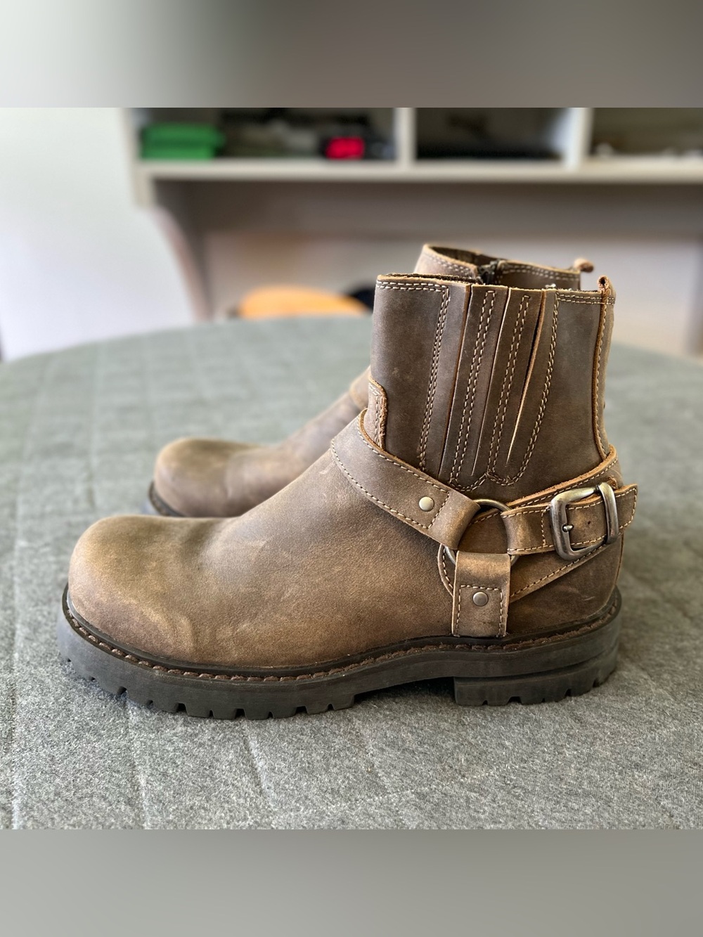 BED STU Men’s Sz 10.5 Brown Leather Harness Boots Orig $399 Excellent Condition
